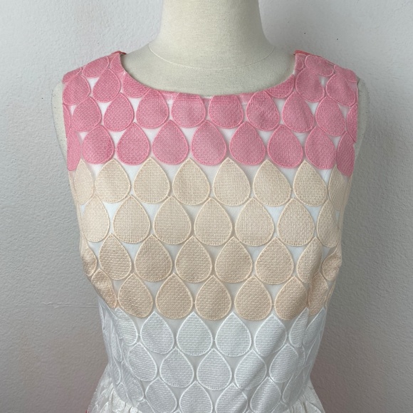 Betsey Johnson Womens Dress Size 6 Pink Appliqué Circles Fit & Flare Sleeveless - Picture 3 of 14